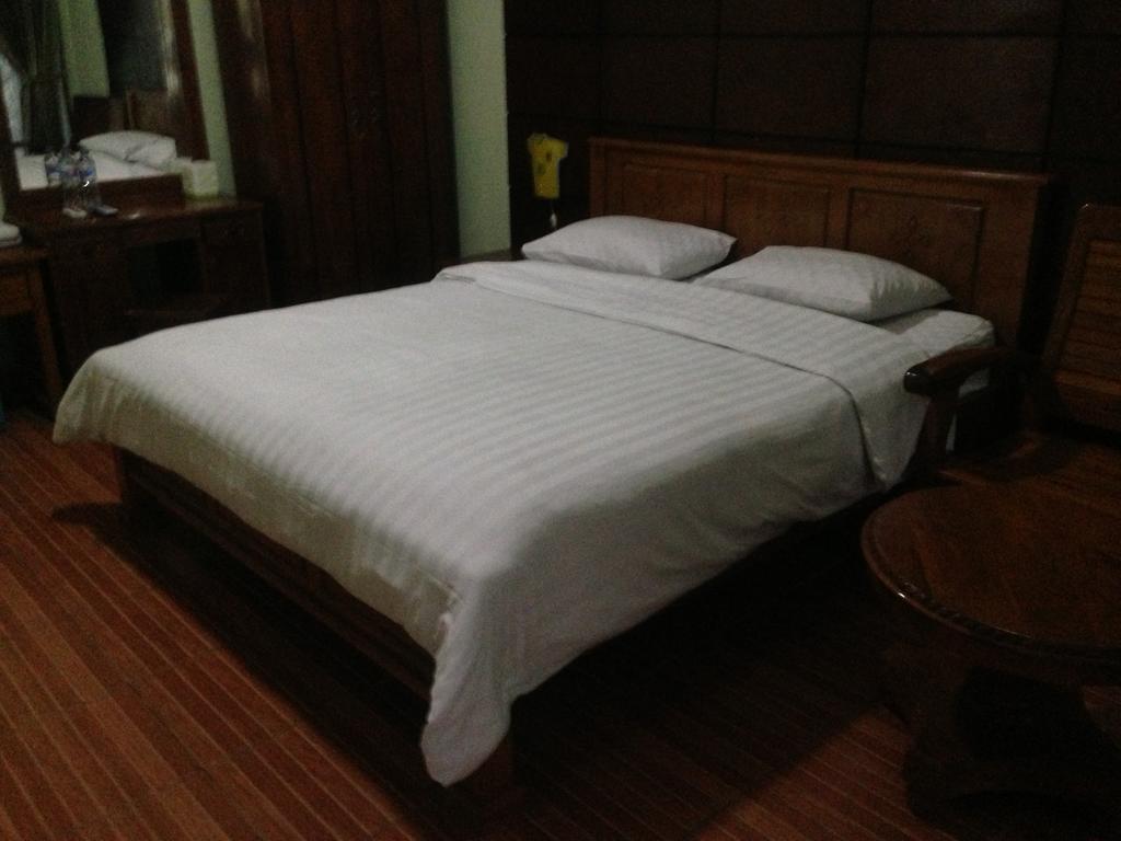Global Inn Keluarga Sedati Zimmer foto